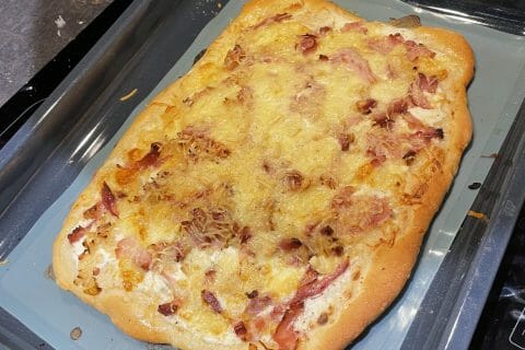Cliquez pour zoomer ! Fougasse chèvre et lardons Thermomix par sophie49500