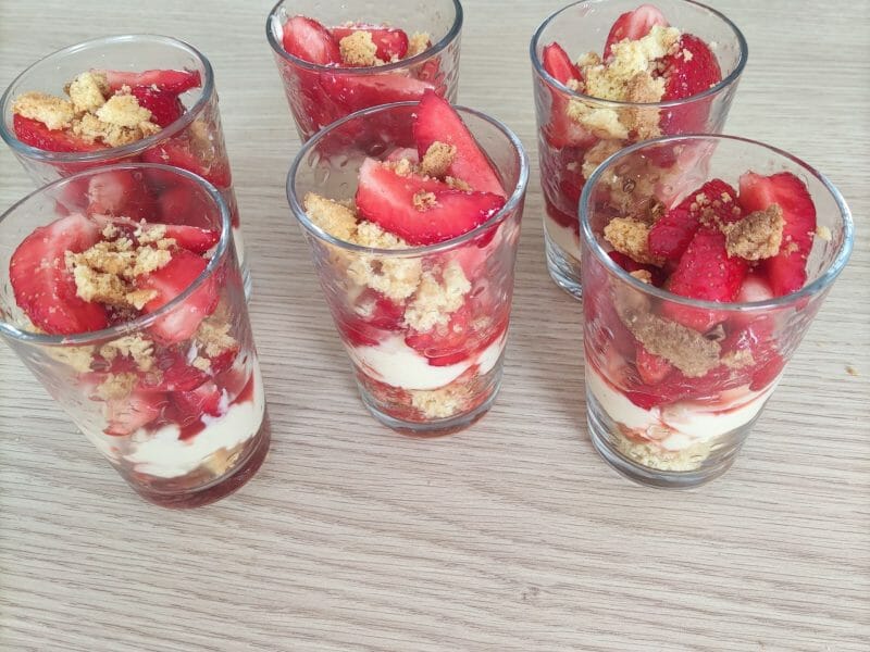 Cliquez pour zoomer ! Tarte aux fraises destructurée Thermomix par Véromix ☺️