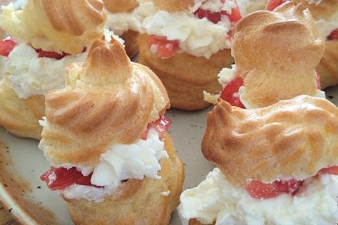 Cliquez pour zoomer ! Choux craquelin fraises chantilly Thermomix par karinemgd