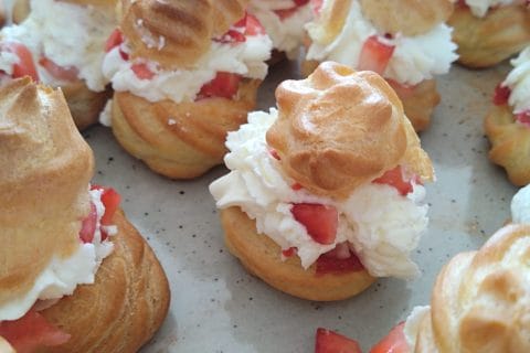 Cliquez pour zoomer ! Choux craquelin fraises chantilly Thermomix par karinemgd