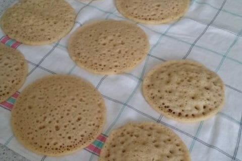Cliquez pour zoomer ! Baghrir (crêpes mille trous) au Thermomix