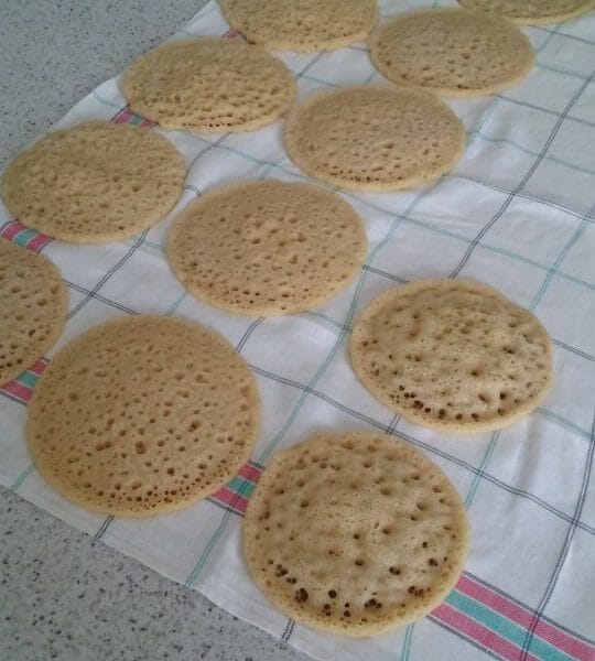 Cliquez pour zoomer ! Baghrir (crêpes mille trous) Thermomix par Claude vba813