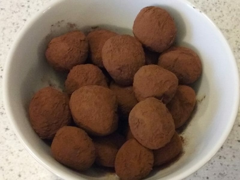 Cliquez pour zoomer ! Truffes au chocolat Thermomix par Claude vba813