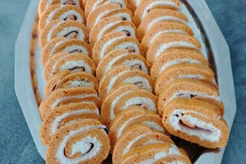 Cliquez pour zoomer ! Roulé à la tomate, saumon et fromage Thermomix par ame69120