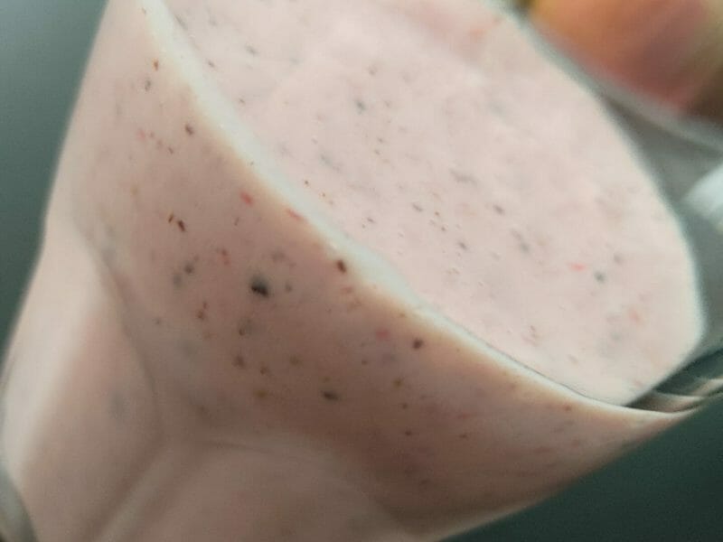 Cliquez pour zoomer ! Milkshake fraise banane Thermomix par enza_974