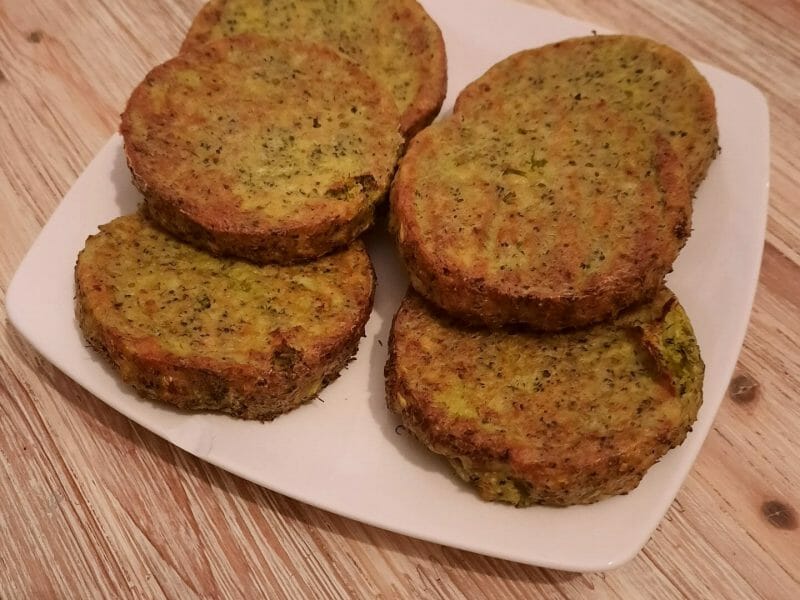 Cliquez pour zoomer ! Galettes de brocolis Thermomix par aurlulu