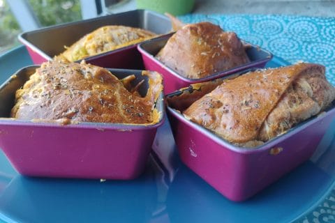 Cliquez pour zoomer ! Cake tomates séchées, olives vertes et feta Thermomix par Biques