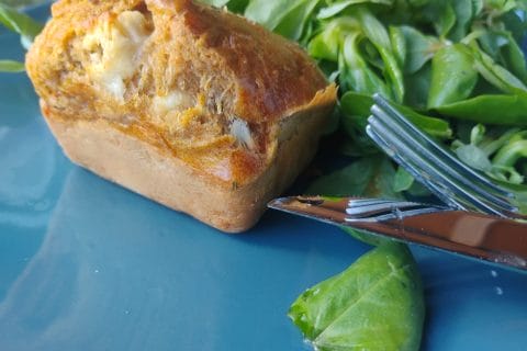 Cliquez pour zoomer ! Cake tomates séchées, olives vertes et feta Thermomix par Biques