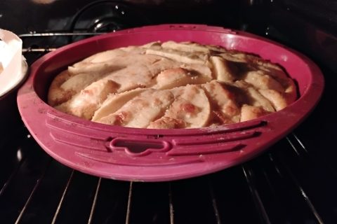 Cliquez pour zoomer ! Gâteau aux pommes et mascarpone Thermomix par Biques