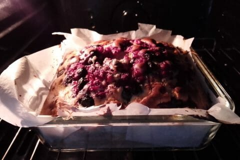 Cliquez pour zoomer ! Bublanina aux fruits rouges Thermomix par Biques