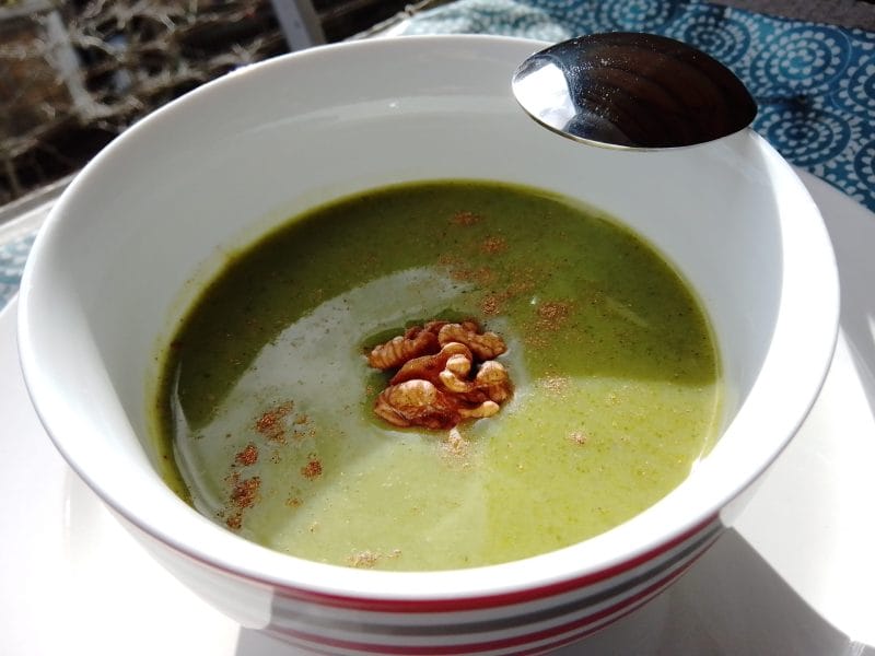 Cliquez pour zoomer ! Soupe de brocolis et pommes de terre Thermomix par Biques