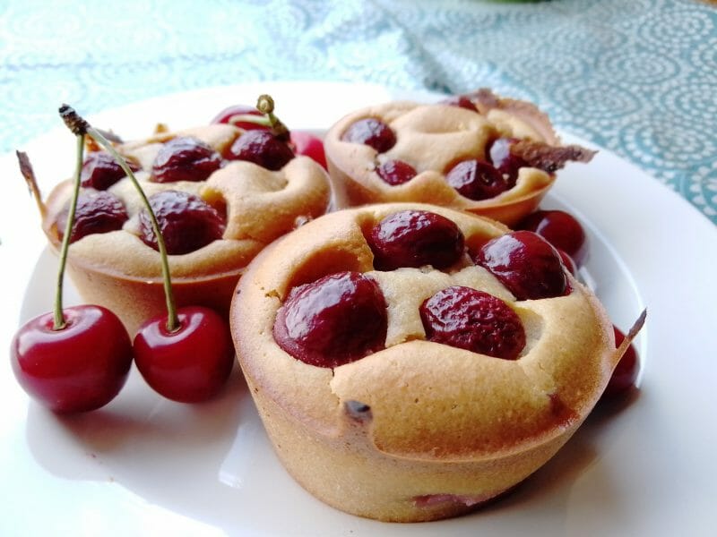 Cliquez pour zoomer ! Muffins aux cerises Thermomix par Biques