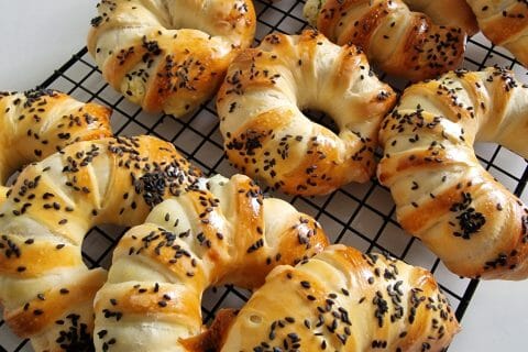 Cliquez pour zoomer ! Poğaça – Petits pains Turcs à la Feta Thermomix par selmamomix