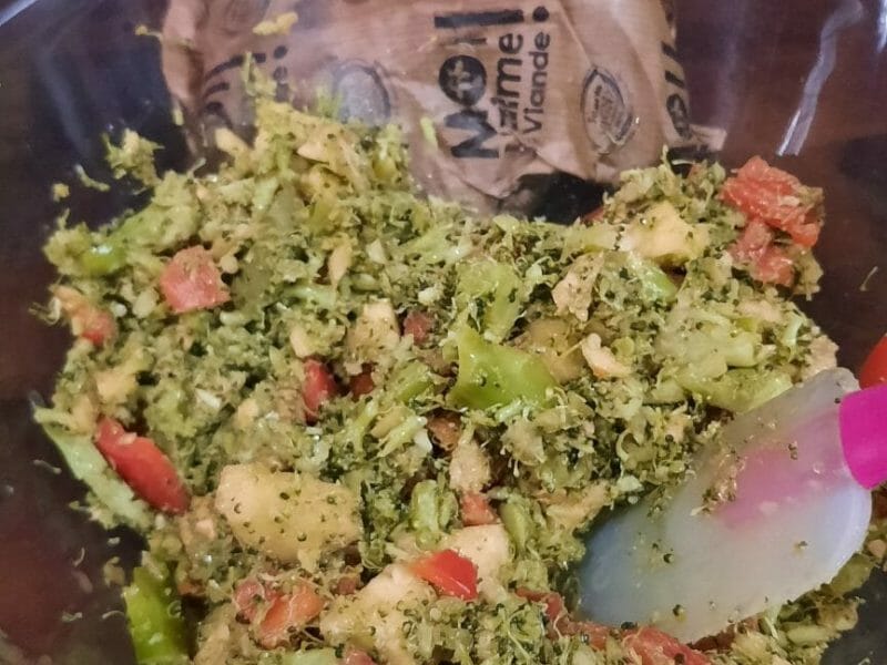 Cliquez pour zoomer ! Salade de brocolis Thermomix par lolotch