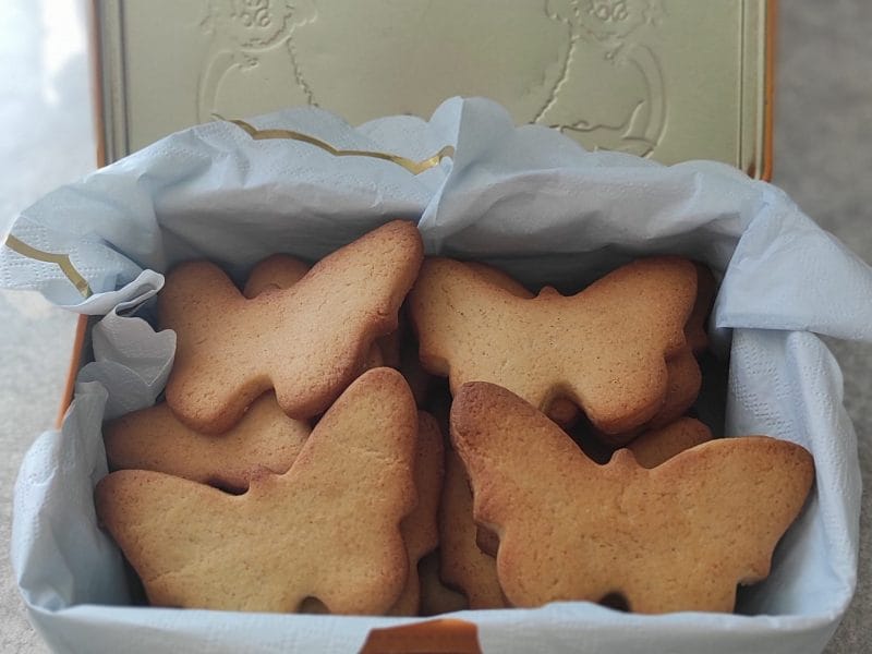 Cliquez pour zoomer ! Sablés miel, vanille et cannelle Thermomix par narf