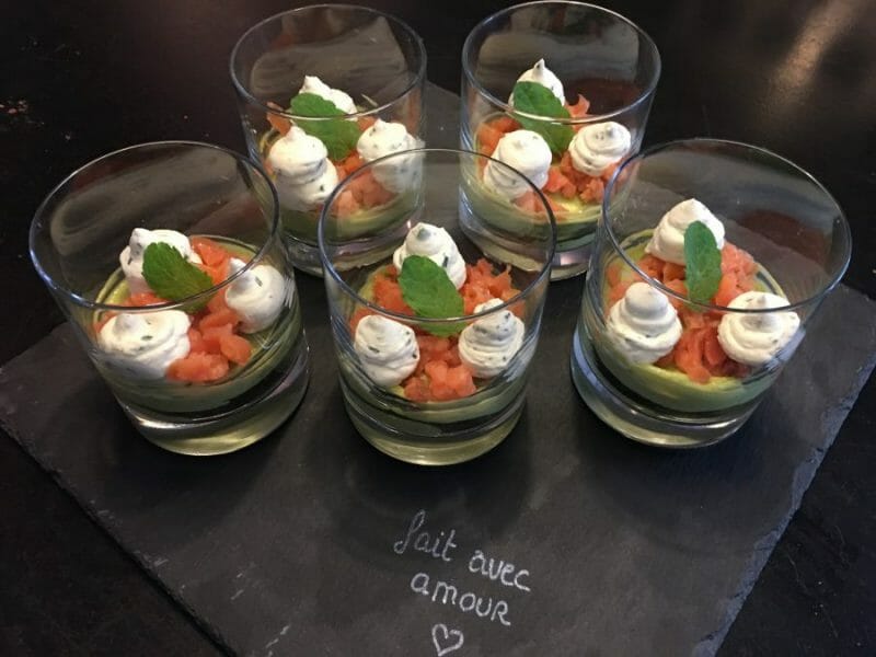 Cliquez pour zoomer ! Verrines saumon avocat Thermomix par Mokaroyal