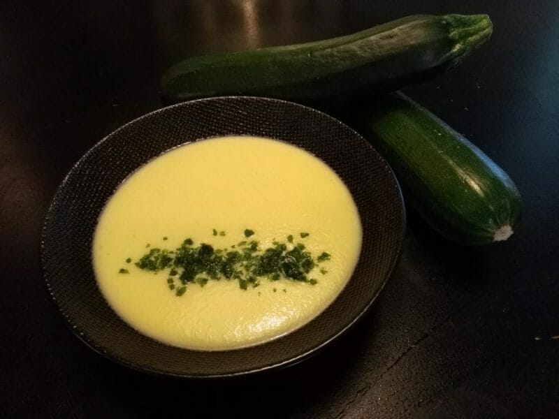 Cliquez pour zoomer ! Velouté de courgettes Thermomix par Mokaroyal