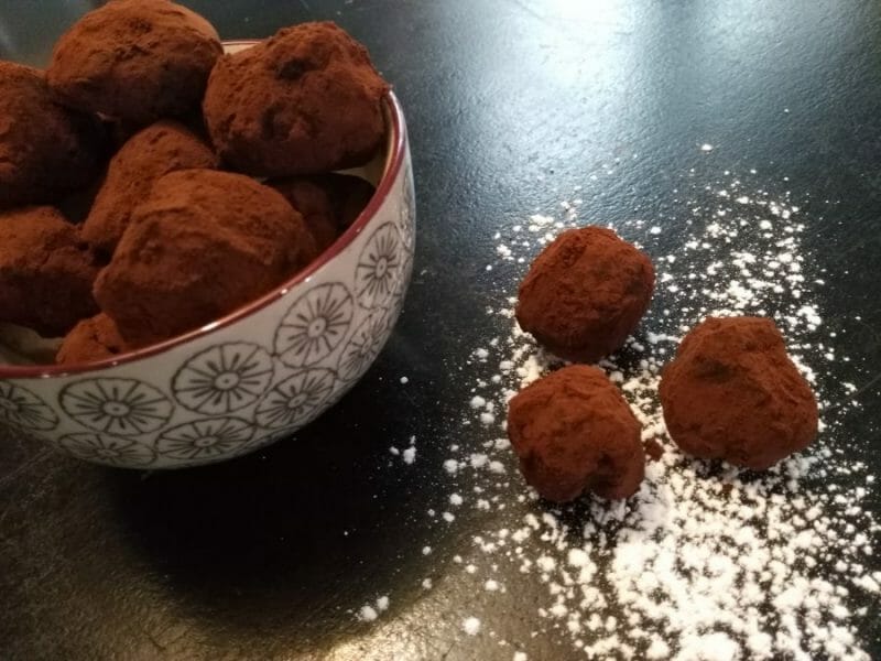 Cliquez pour zoomer ! Truffes au chocolat Thermomix par Mokaroyal