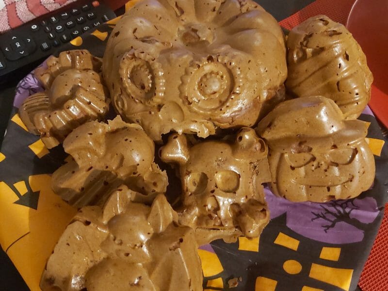 Cliquez pour zoomer ! Cake chèvre, noisettes et lardons Thermomix par sissifrimousse