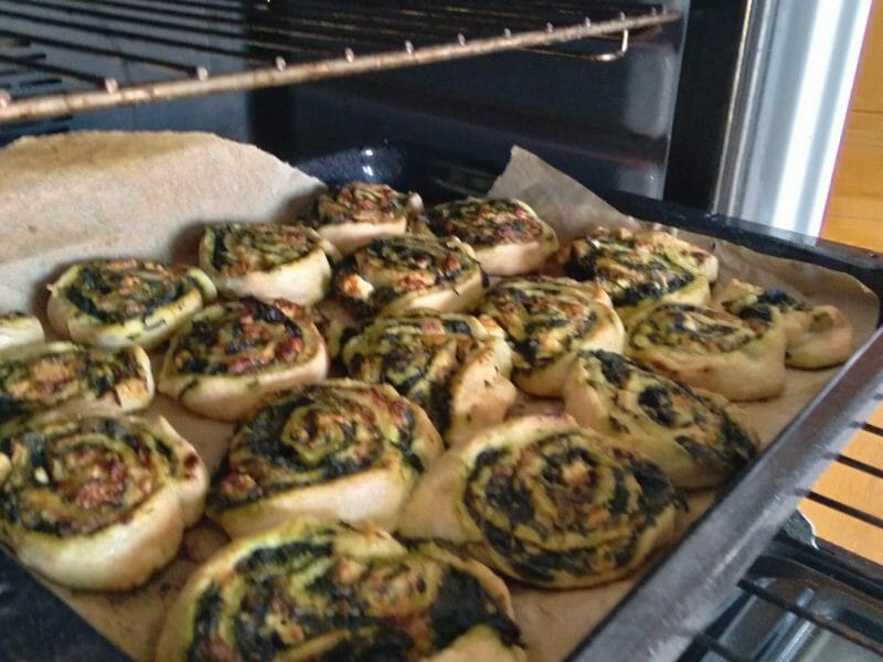 Cliquez pour zoomer ! Spirales feuilletées épinards et feta Thermomix par Riquiem