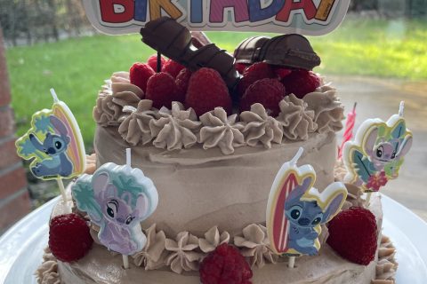 Cliquez pour zoomer ! Layer cake Kinder Bueno Thermomix par stephanie0227