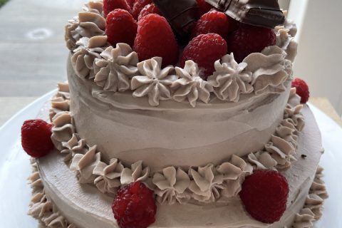 Cliquez pour zoomer ! Layer cake Kinder Bueno Thermomix par stephanie0227