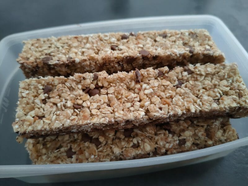 Cliquez pour zoomer ! Barres de céréales à l’avoine, noisettes, banane et chocolat Thermomix par jess-03