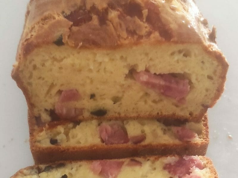 Cliquez pour zoomer ! Cake salé jambon fromage et olives Thermomix par bernard_16