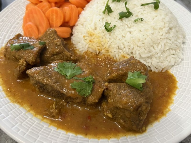 Cliquez pour zoomer ! Curry de boeuf Thermomix par Ptite.crevette