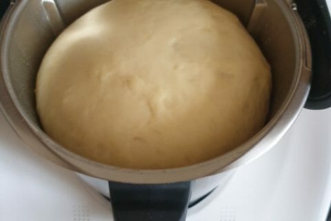 Cliquez pour zoomer ! Brioche tressée à la mie filante Thermomix par Emilie