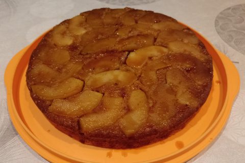 Cliquez pour zoomer ! Gâteau renversé aux pommes caramélisées Thermomix par Sylvaineroure