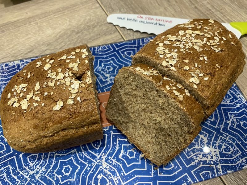 Cliquez pour zoomer ! Pain aux flocons d’avoine et au miel Thermomix par valuyt
