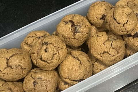 Cliquez pour zoomer ! Cookies beurre de cacahuète et pépites de chocolat Thermomix par hayat_22