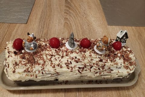 Cliquez pour zoomer ! Bûche forêt noire Thermomix par catherine_268