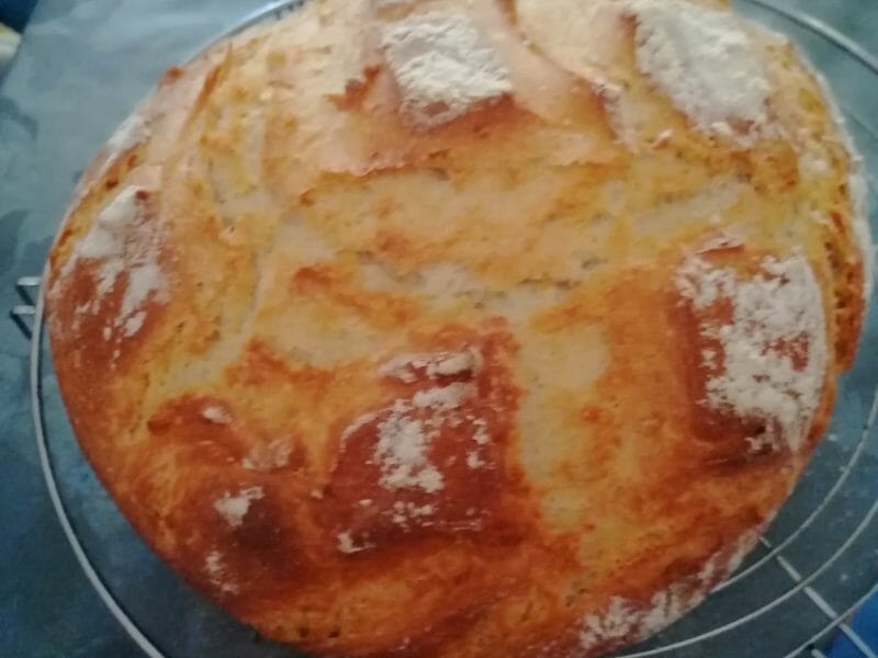 Cliquez pour zoomer ! Pain Cocotte Thermomix par Laurence