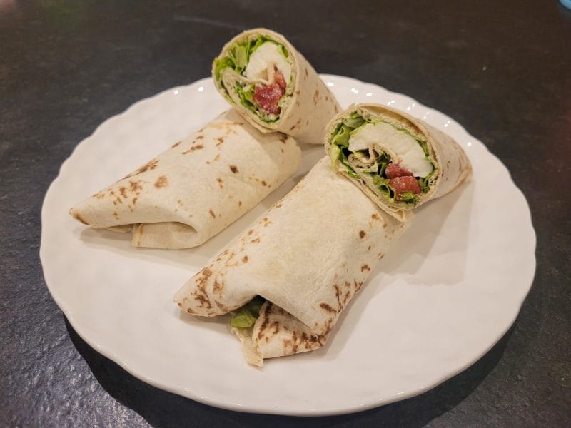 Cliquez pour zoomer ! Wraps tomates, mozzarella et basilic Thermomix par Leeloo50432