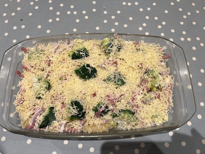 Cliquez pour zoomer ! Gratin de pâtes au brocoli Thermomix par sophie44