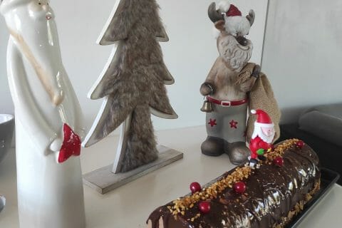 Cliquez pour zoomer ! Bûche mousse au chocolat Thermomix par melomars13