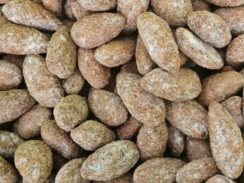 Cliquez pour zoomer ! Amandes au chocolat Thermomix par lolinky88