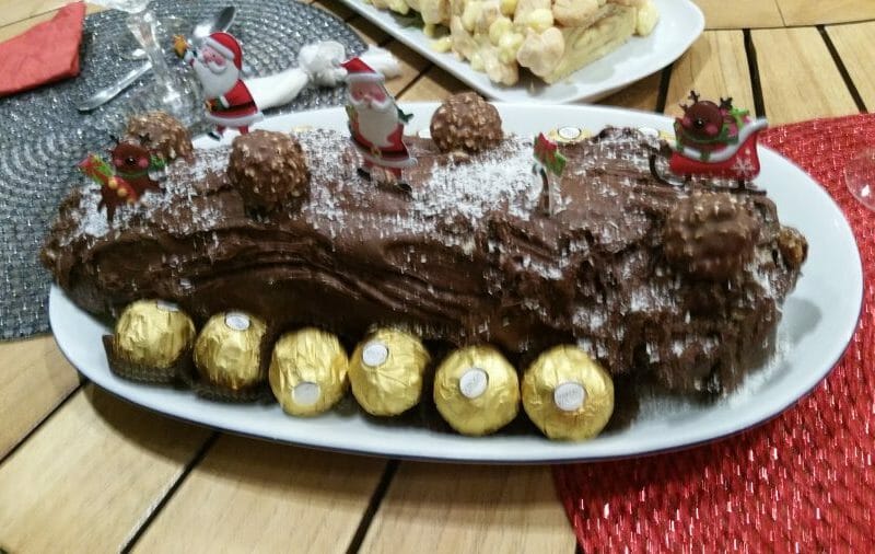Cliquez pour zoomer ! Bûche Ferrero Rocher Thermomix par Angelea