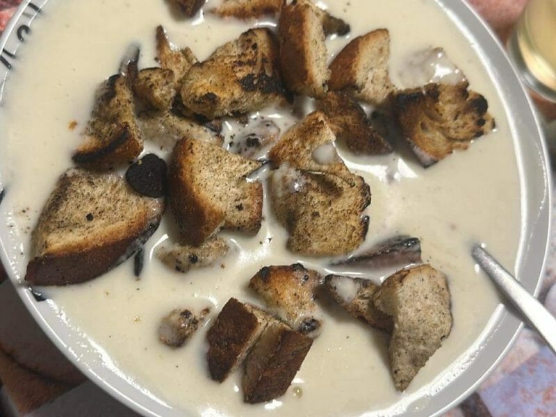 Cliquez pour zoomer ! Velouté à l’ail Thermomix par Mélanie Mathys Maëva