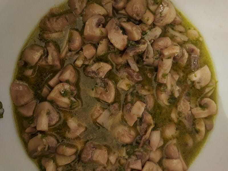 Cliquez pour zoomer ! Champignons à l’ail Thermomix par sevval