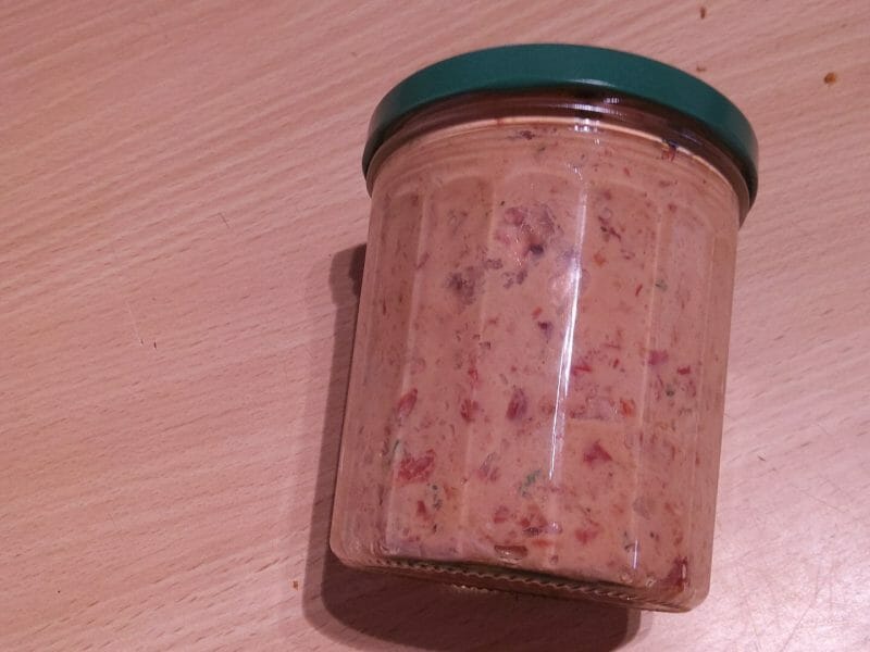 Cliquez pour zoomer ! Rillettes de thon aux tomates séchées Thermomix par Isa69