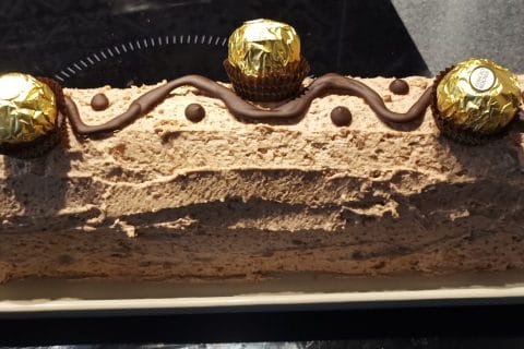 Cliquez pour zoomer ! Bûche Ferrero Rocher Thermomix par aurelie1078