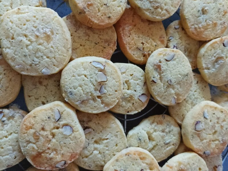 Cliquez pour zoomer ! Cookies noix et roquefort Thermomix par aurelie1078