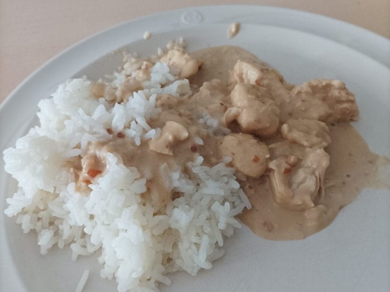 Cliquez pour zoomer ! Effiloché de poulet aux cacahuètes Thermomix par aurelie1078