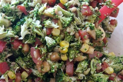 Cliquez pour zoomer ! Salade de brocolis Thermomix par StéphanieLaurinda