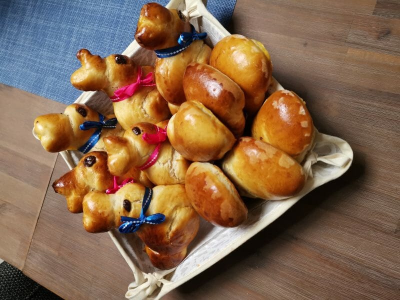 Cliquez pour zoomer ! Brioches lapin de Pâques Thermomix par ValérieMercy