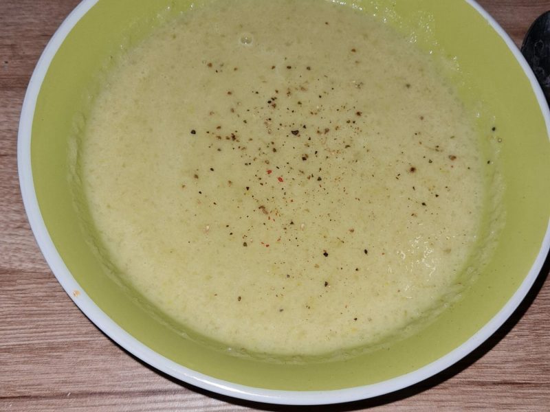 Cliquez pour zoomer ! Velouté de celeri branche Thermomix par tiffany_183