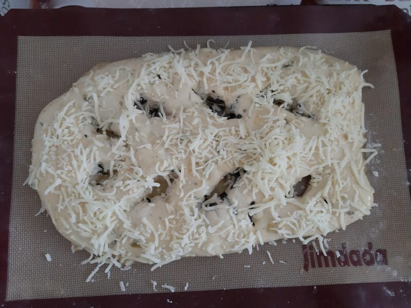 Cliquez pour zoomer ! Fougasse olives et lardons Thermomix par macze